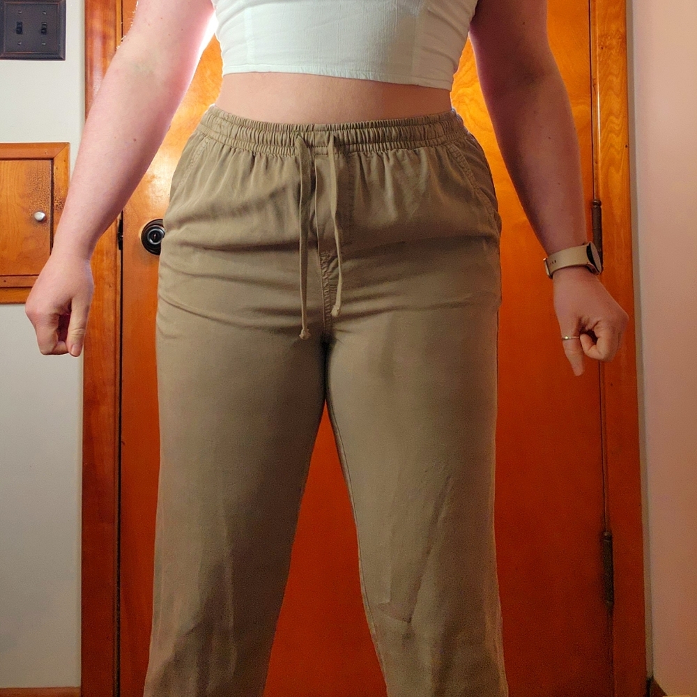 American Eagle Lyocell Lightweight Joggers - image 3